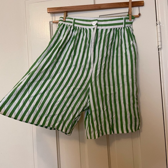 green and white pinstripe high waist drapey bermuda  shorts - Picture 2 of 5